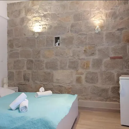 Downtown Private Apartman