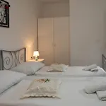 Downtown Private